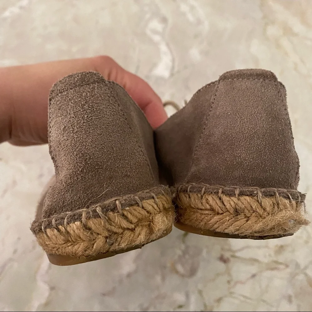 Suede Lace-up Espadrilles in Taupe by Casa Hernanz Madrid, Size 39, EUC